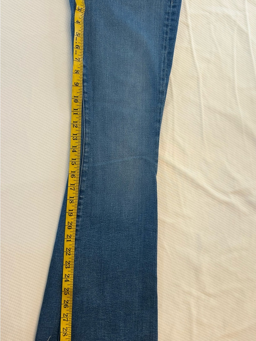 MOTHER The Weekender Fray Jeans - Picture 9 of 9